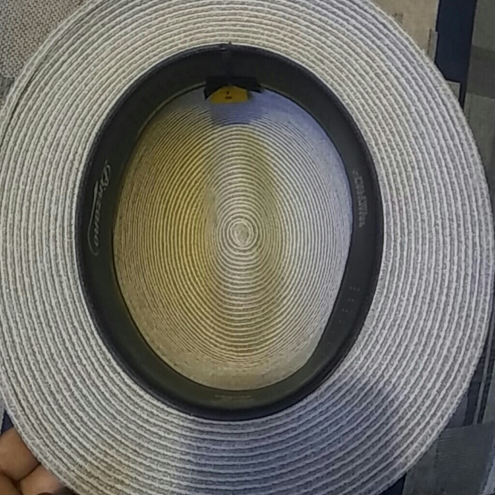 Hat - Picture 3 of 4